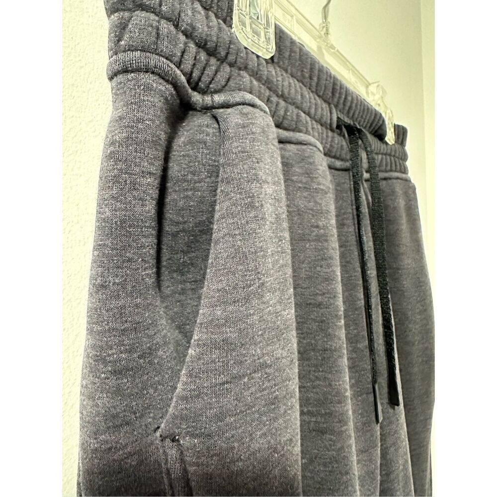 Lululemon Warm Down II women’s lined dark gray jogger sweatpants size 4 #36-1690 - Picture 3 of 8